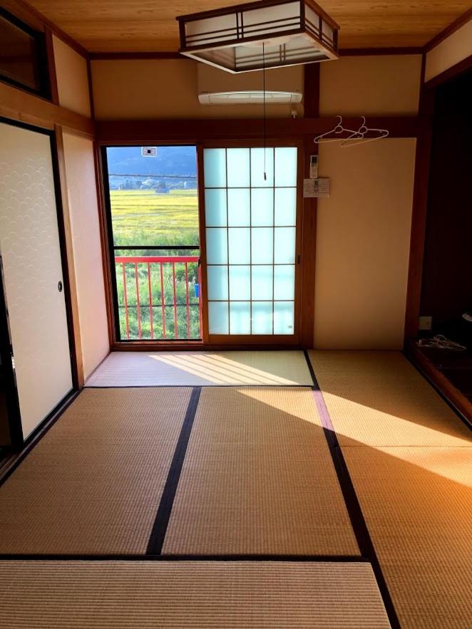 Single Bed in Mixed Dormitory Room