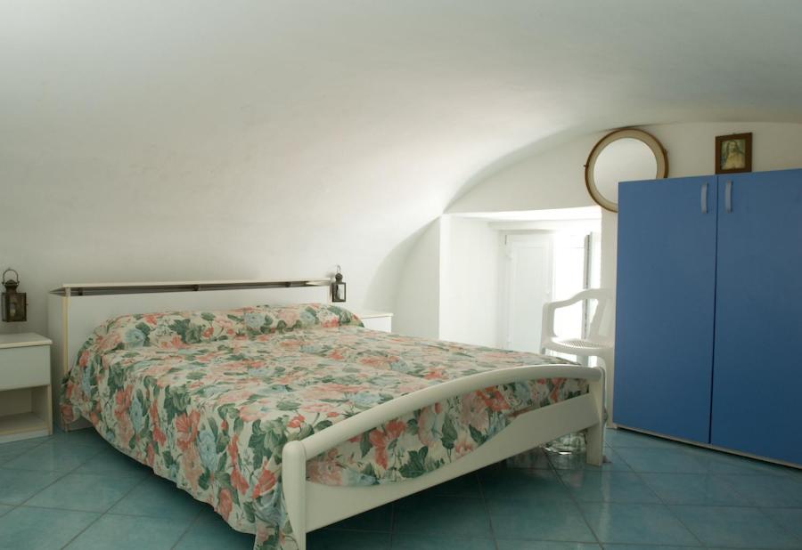 Agenzia Isotur PICCOLA DOMITILLA - B&B