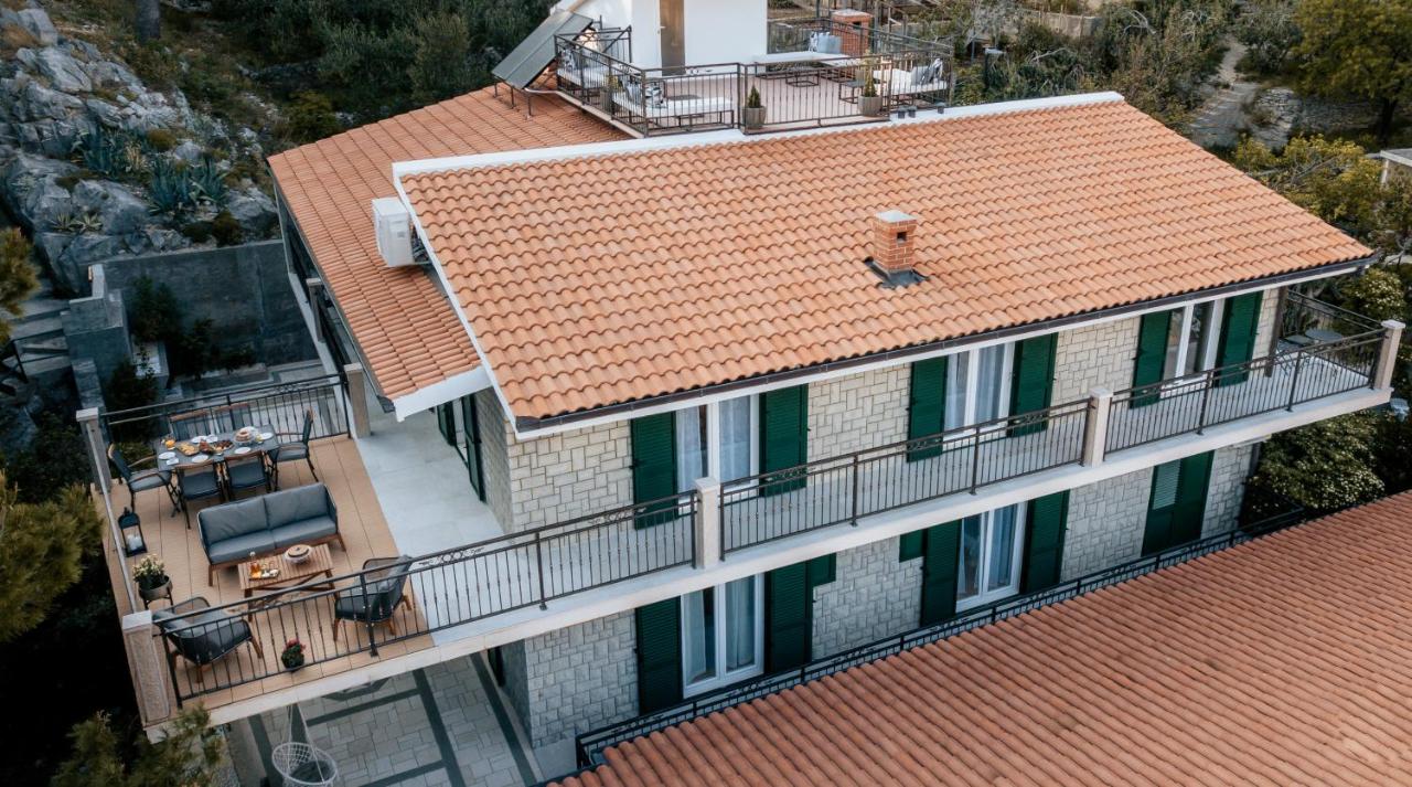 Villa AMore Brela - B&B