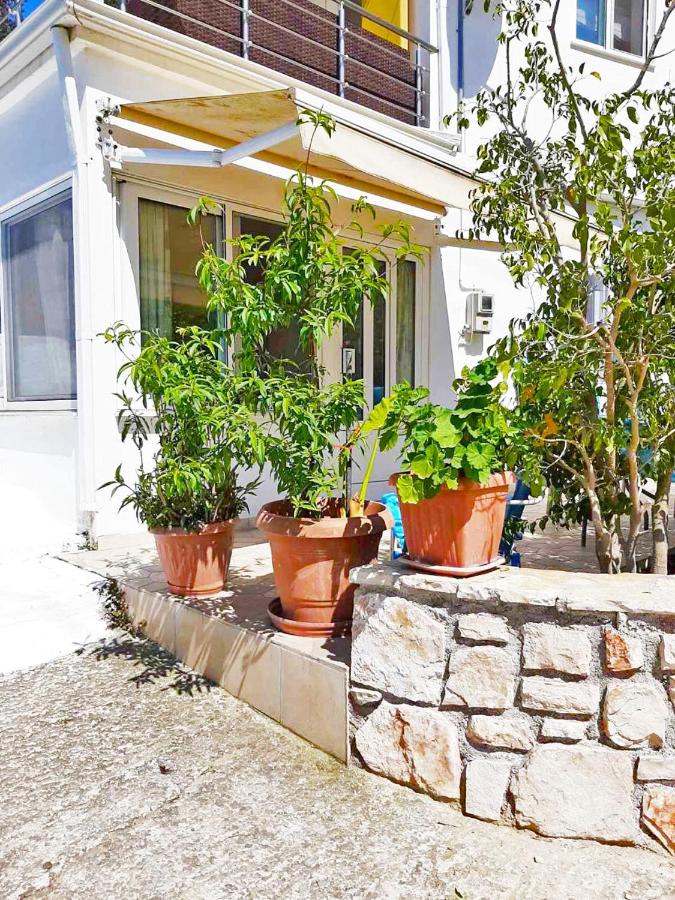 Baso Hilltop Apartments - Ferienwohnung Argási