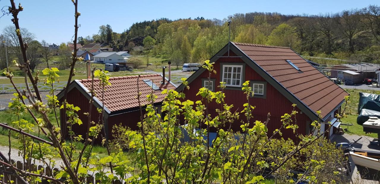 B&B Hamburgsund - Hamburgö, Hasselbacken 2 - Bed and Breakfast Hamburgsund