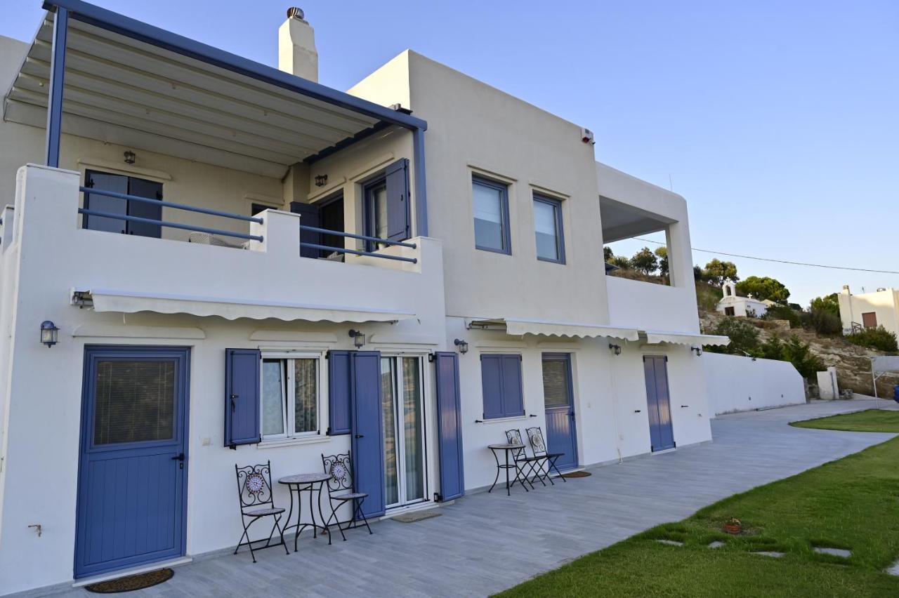 Isidoros Apartments - Bed and Breakfast Galanádo