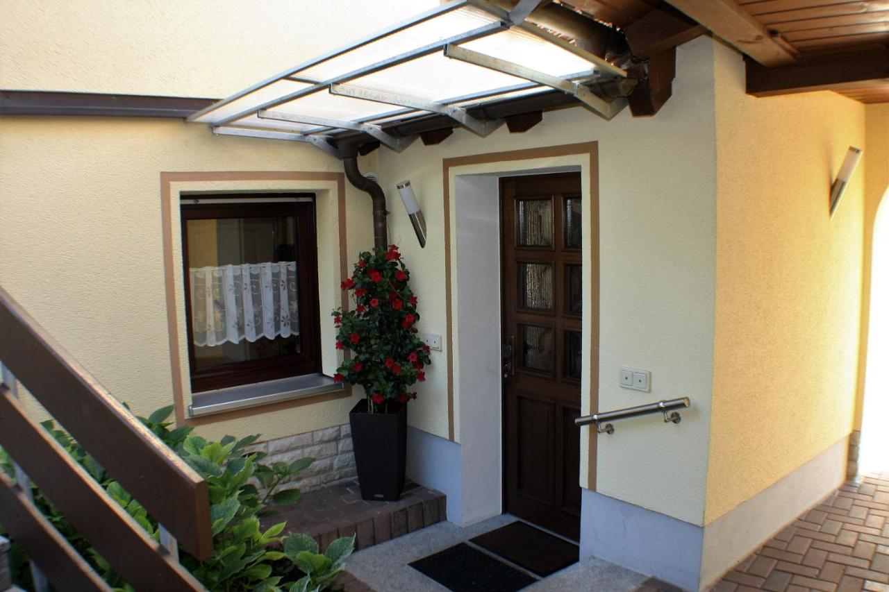 Ferienwohnungen Neuner - B&B Plankenfels