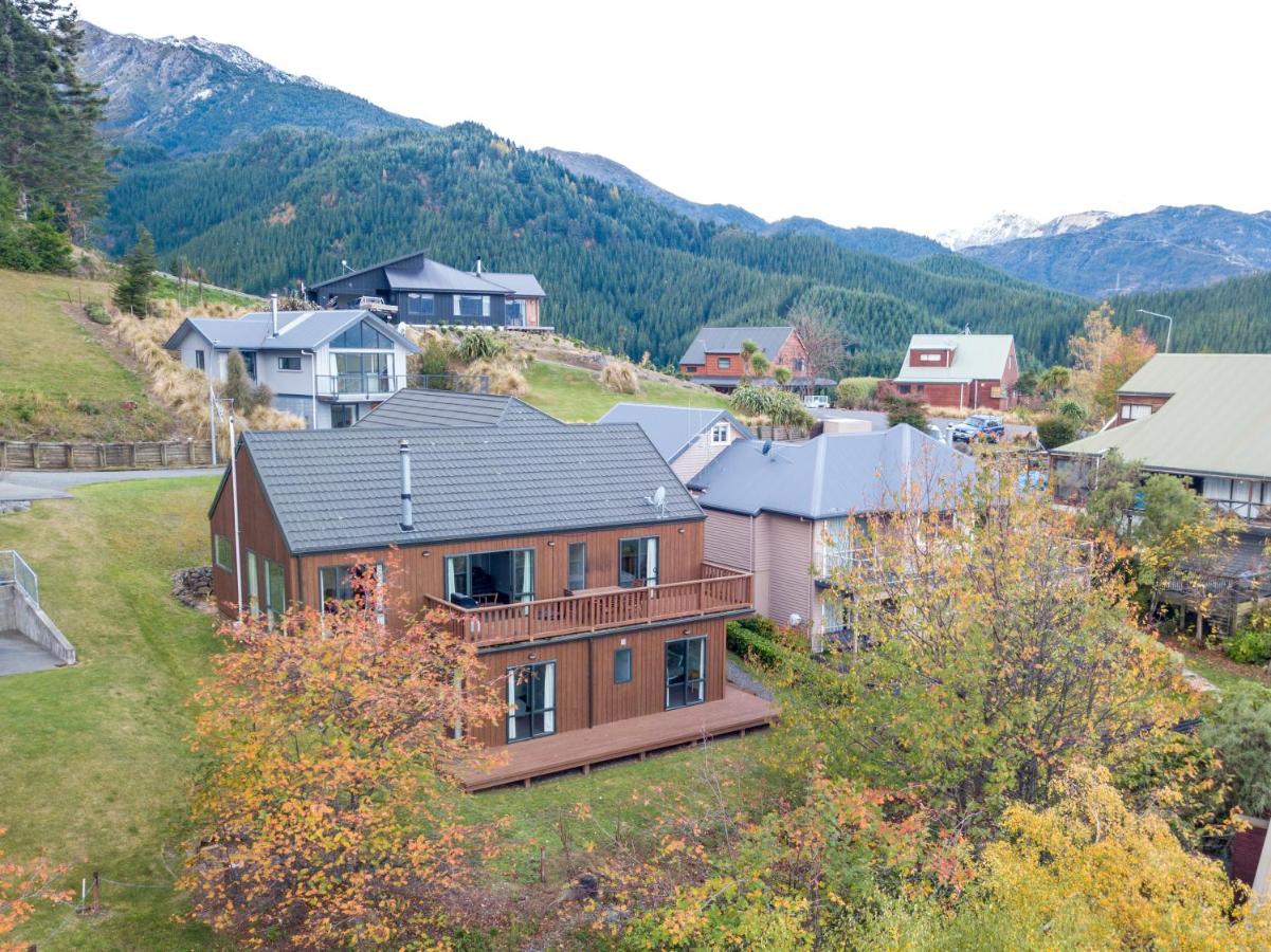 B&B Hanmer Springs - Treetop Lodge - Acheron Holiday Home - Bed and Breakfast Hanmer Springs