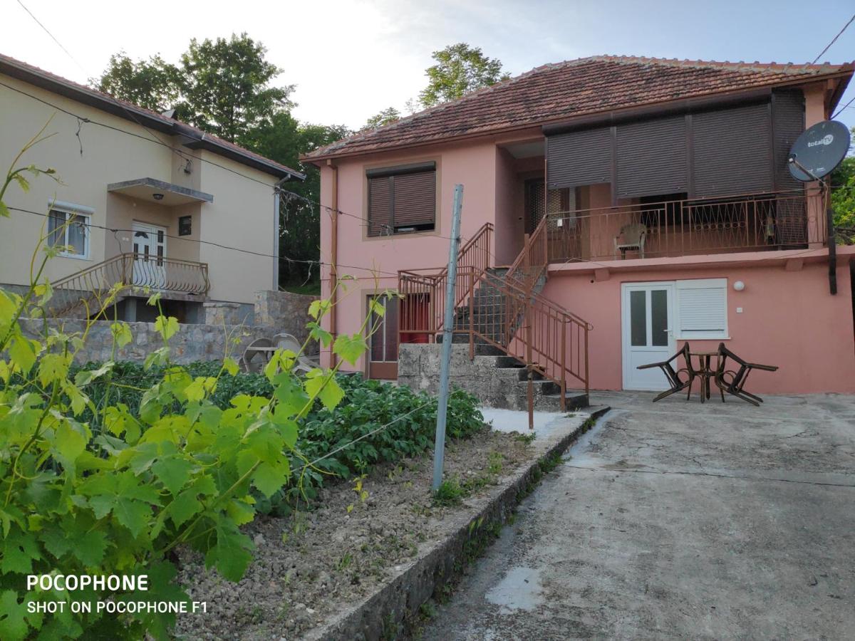 B&B Viro - Apartman Pavle 2 - Bed and Breakfast Viro