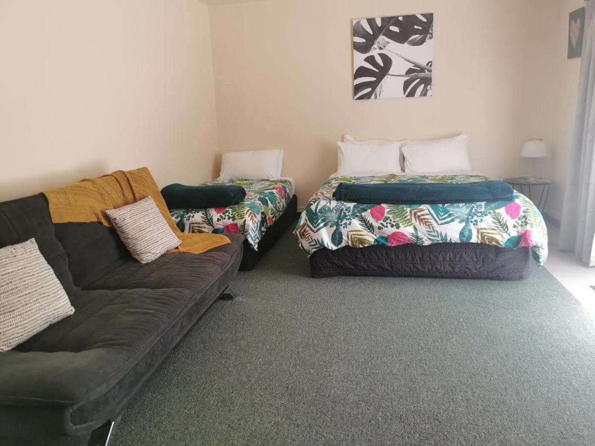 Camera Familiare con Bagno Privato