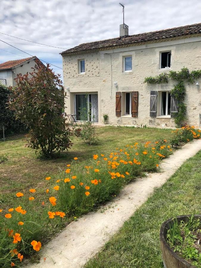 B&B Saint-Ciers-sur-Gironde - Gite Augirons - Bed and Breakfast Saint-Ciers-sur-Gironde