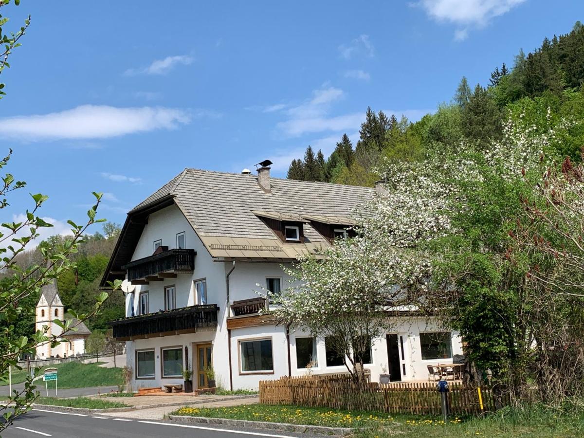 B&B Oberferlach - Bergbude - Bed and Breakfast Oberferlach