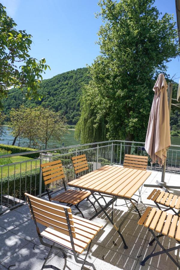 Rheinterrasse Wohnung 1 - B&B