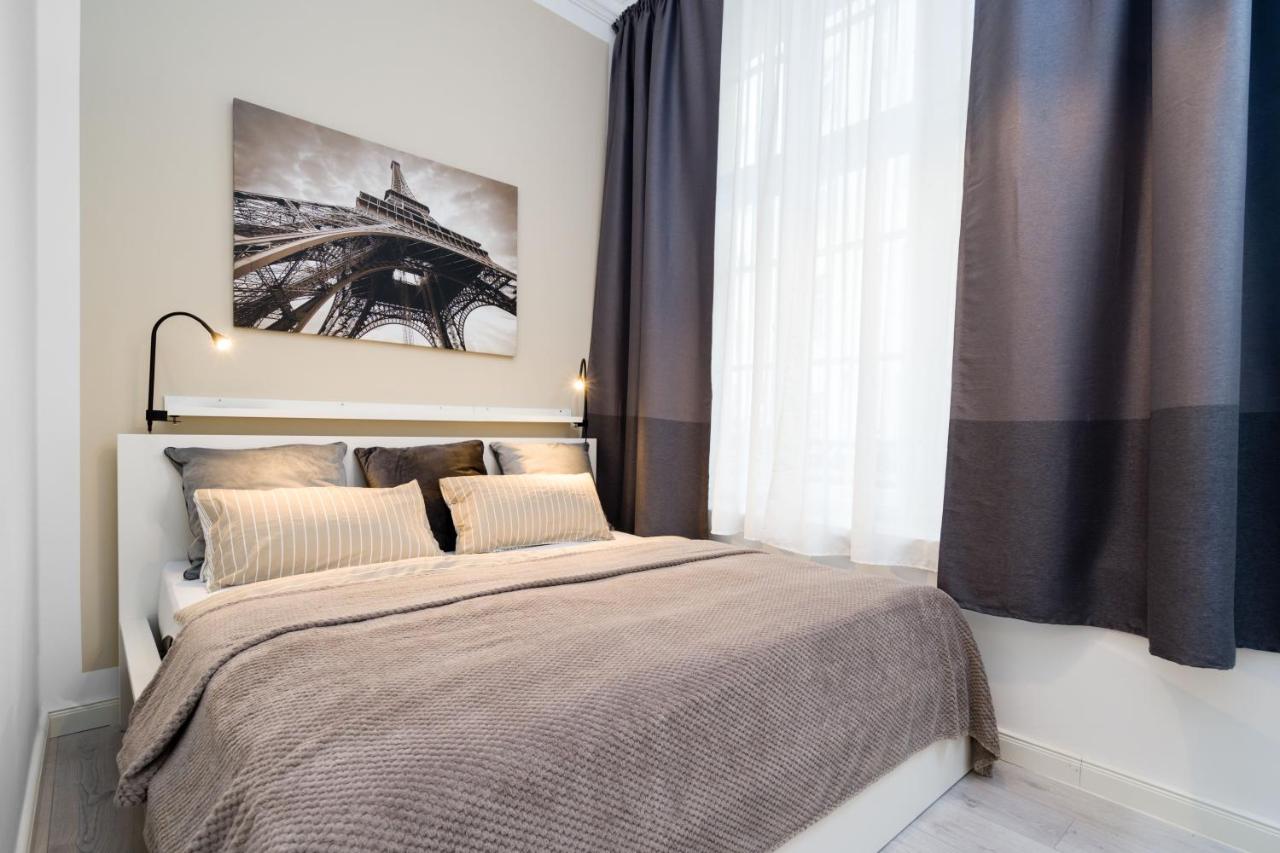 The Lohmeyerstr lI - Group Flat in Central Berlin, Family-Friendly, 2BR, 4- 6 Guests - B&B Berlin