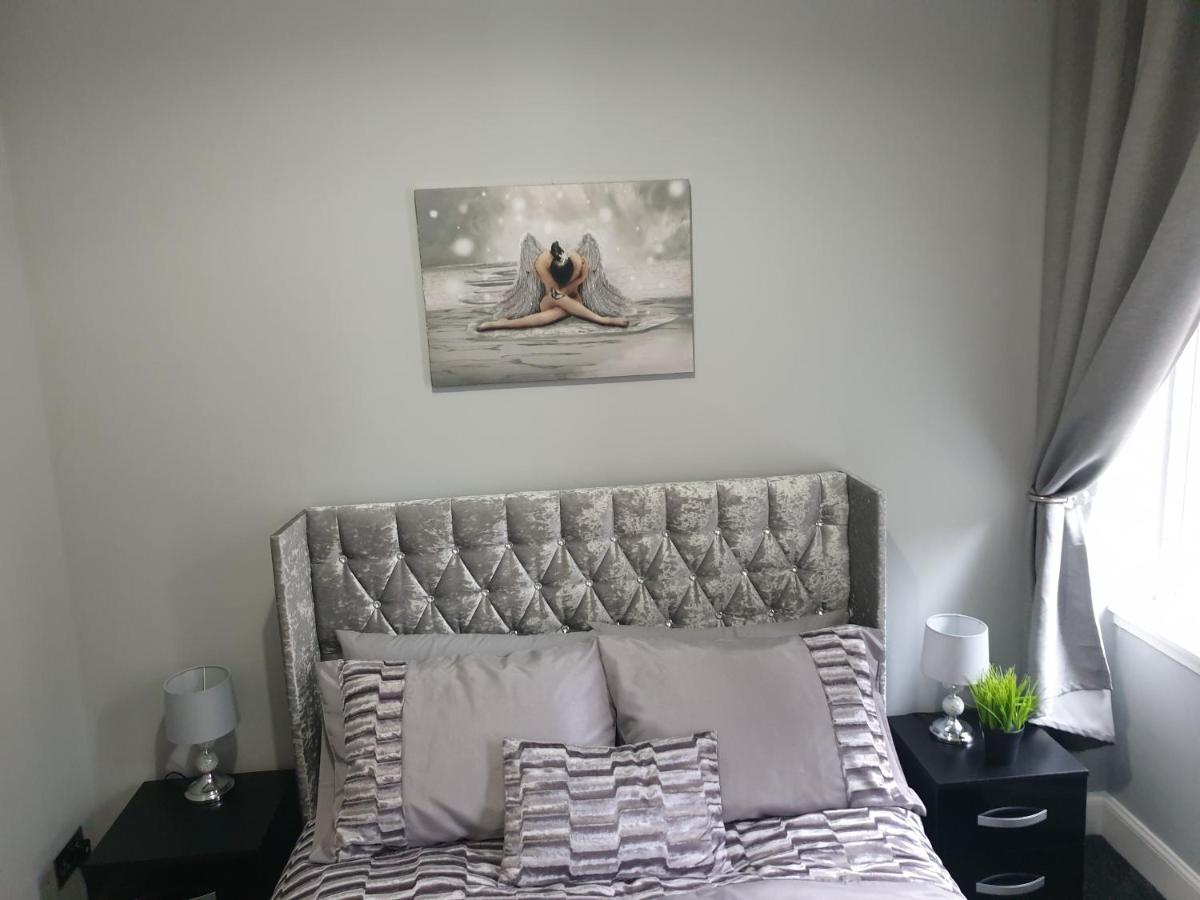 Modern Glasgow City Centre Apartment - B&B