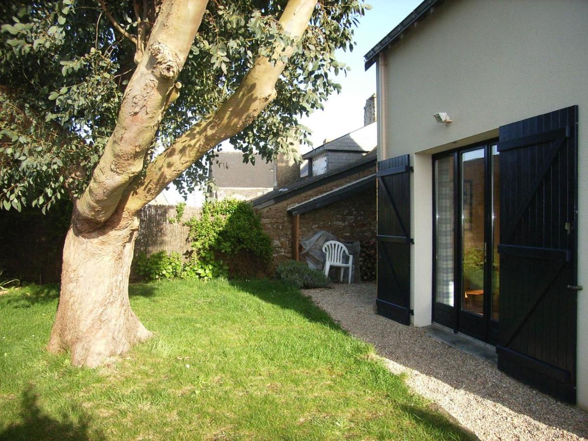 REF 034 Maison deux chambres pour cinq personnes proche Golfe du Morbihan LE MONTENO ARZON - Chambres d’hôtes Arzon