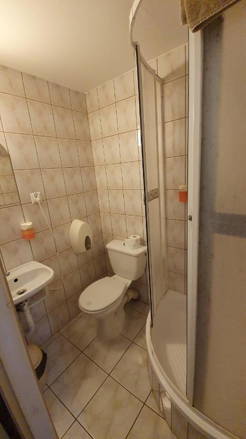 Habitación Individual Pequeña