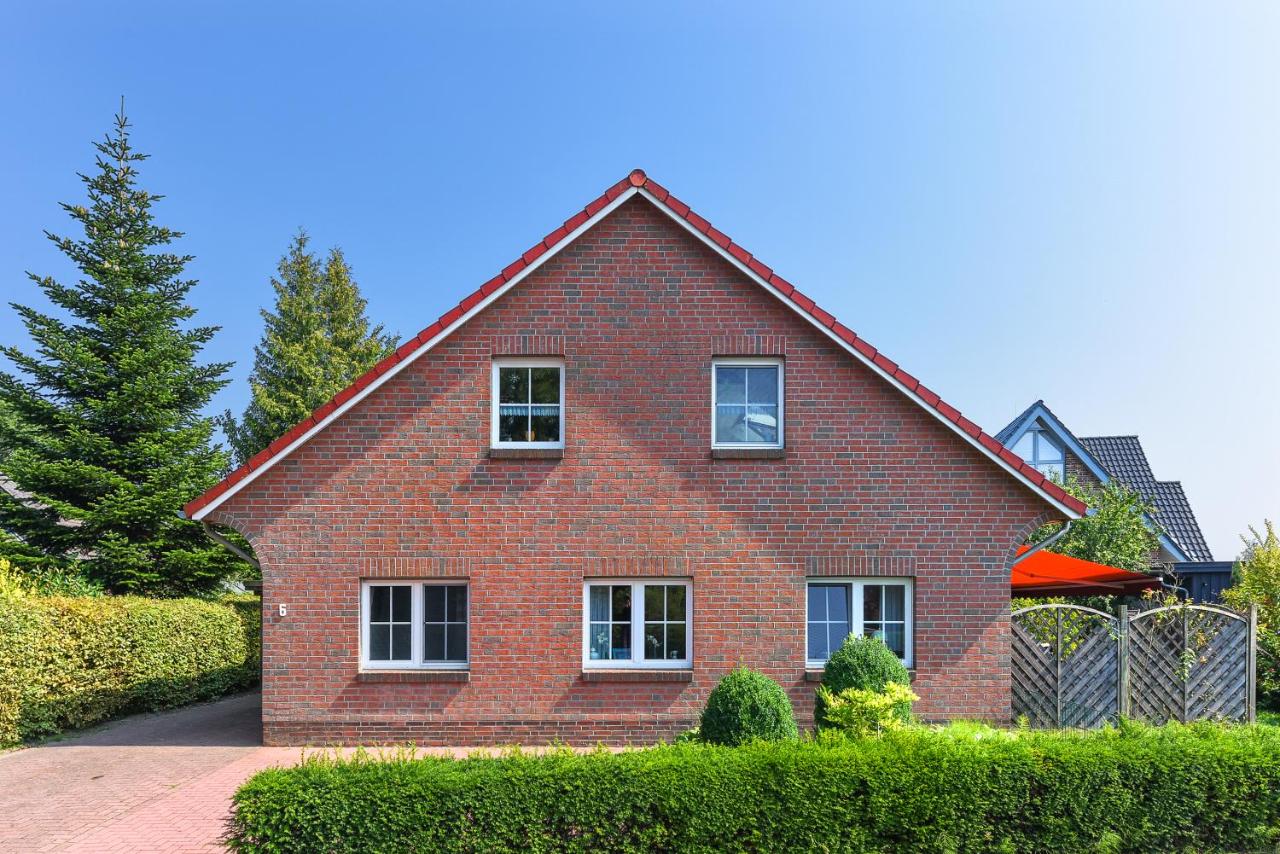 Jever-Ferienhaus Gartenblick - Chambres d’hôtes