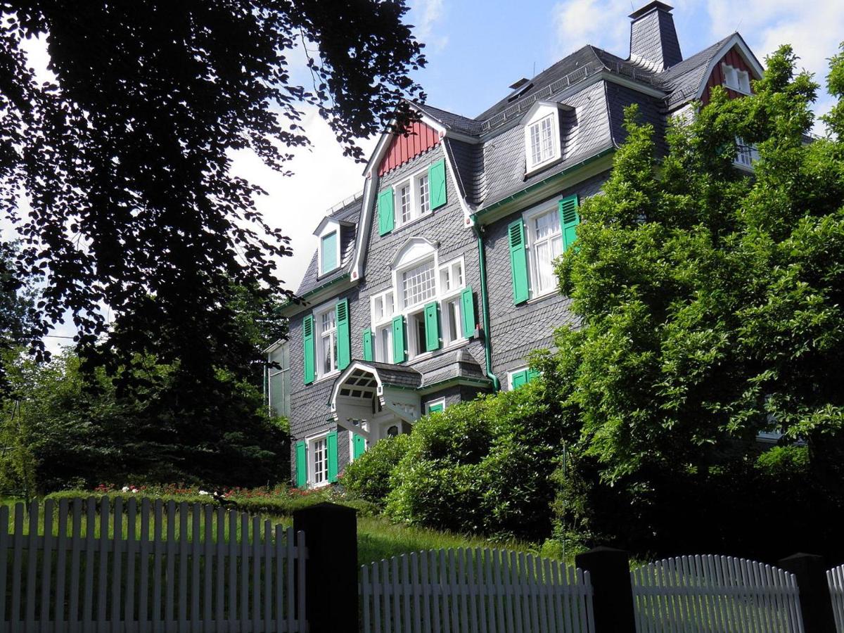 B&B Remscheid - Villa Erbschloe - Bed and Breakfast Remscheid