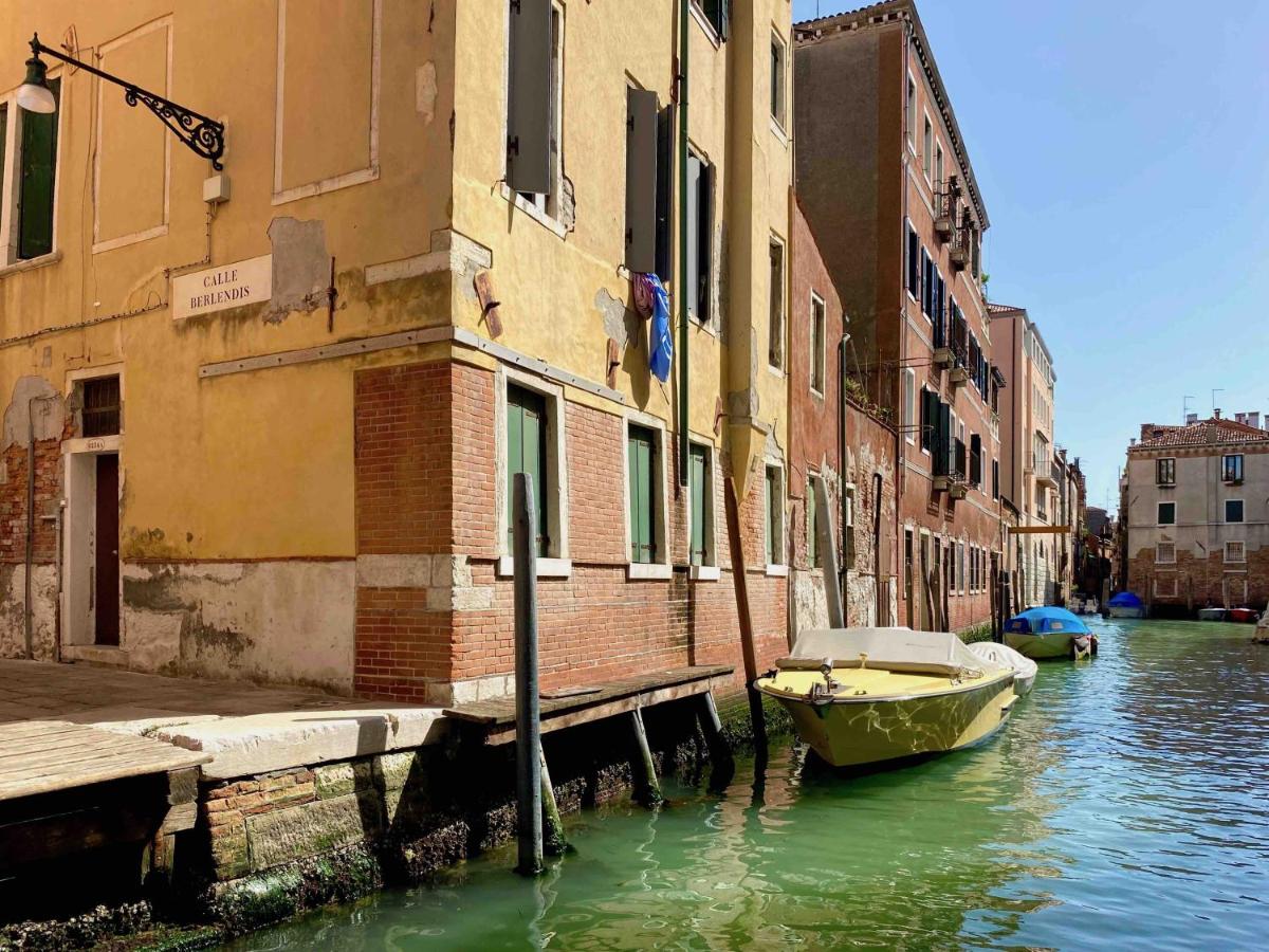 CANAL DREAM cosy apartment with canal view - Ferienwohnung