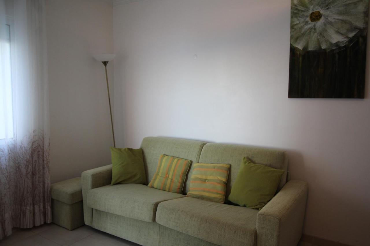 T1 Praia da Rocha/Varandas do Sol 3 - B&B