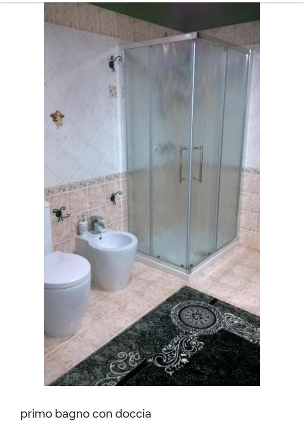 Habitación Doble con aseo compartido - 2 camas