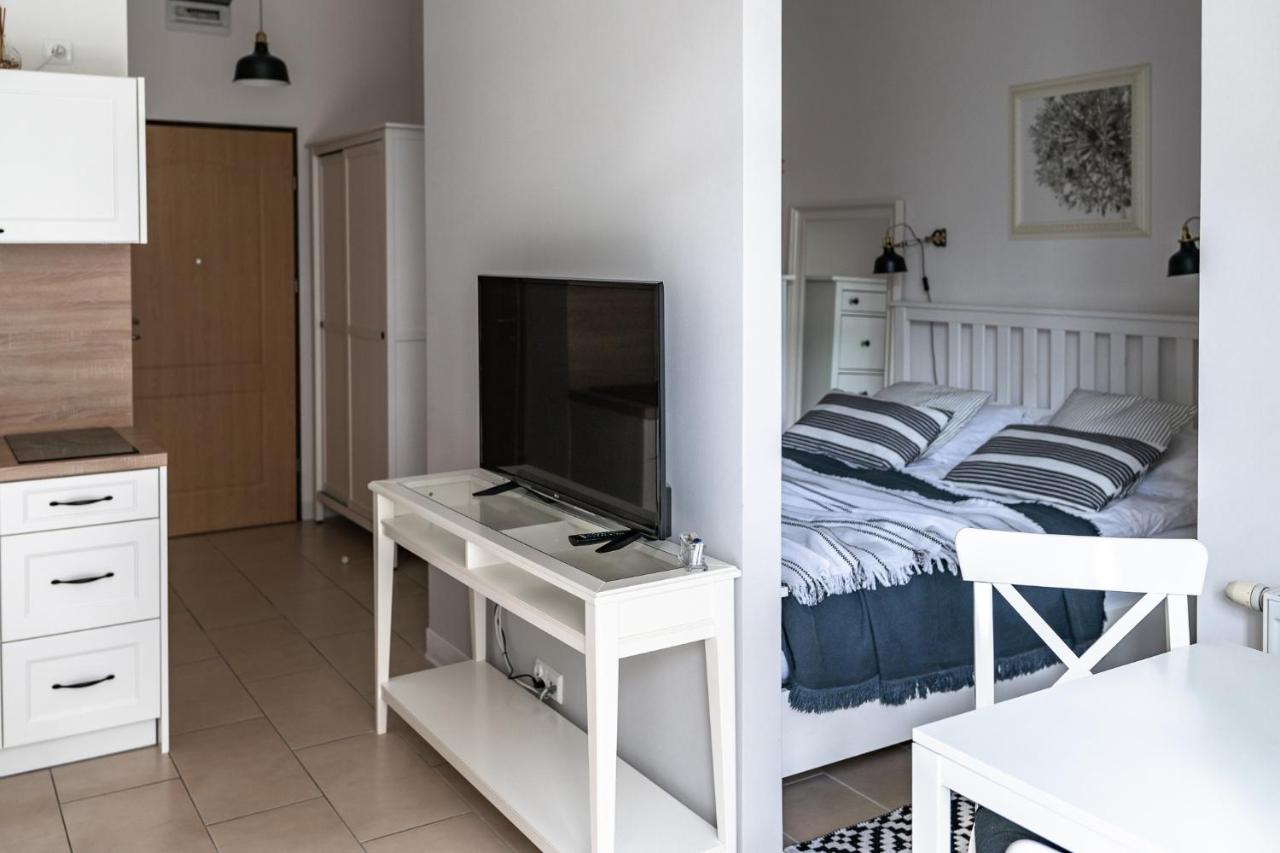Apartment (3 Adults)