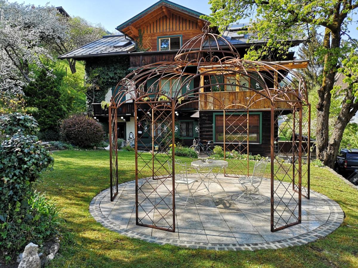 Haus Weidmannsheil - Wohnen im romantischen Forsthaus - B&B Werfen