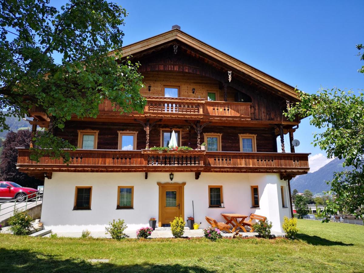 B&B Fügen - Apart Sprenger Fügen im Zillertal - Bed and Breakfast Fügen