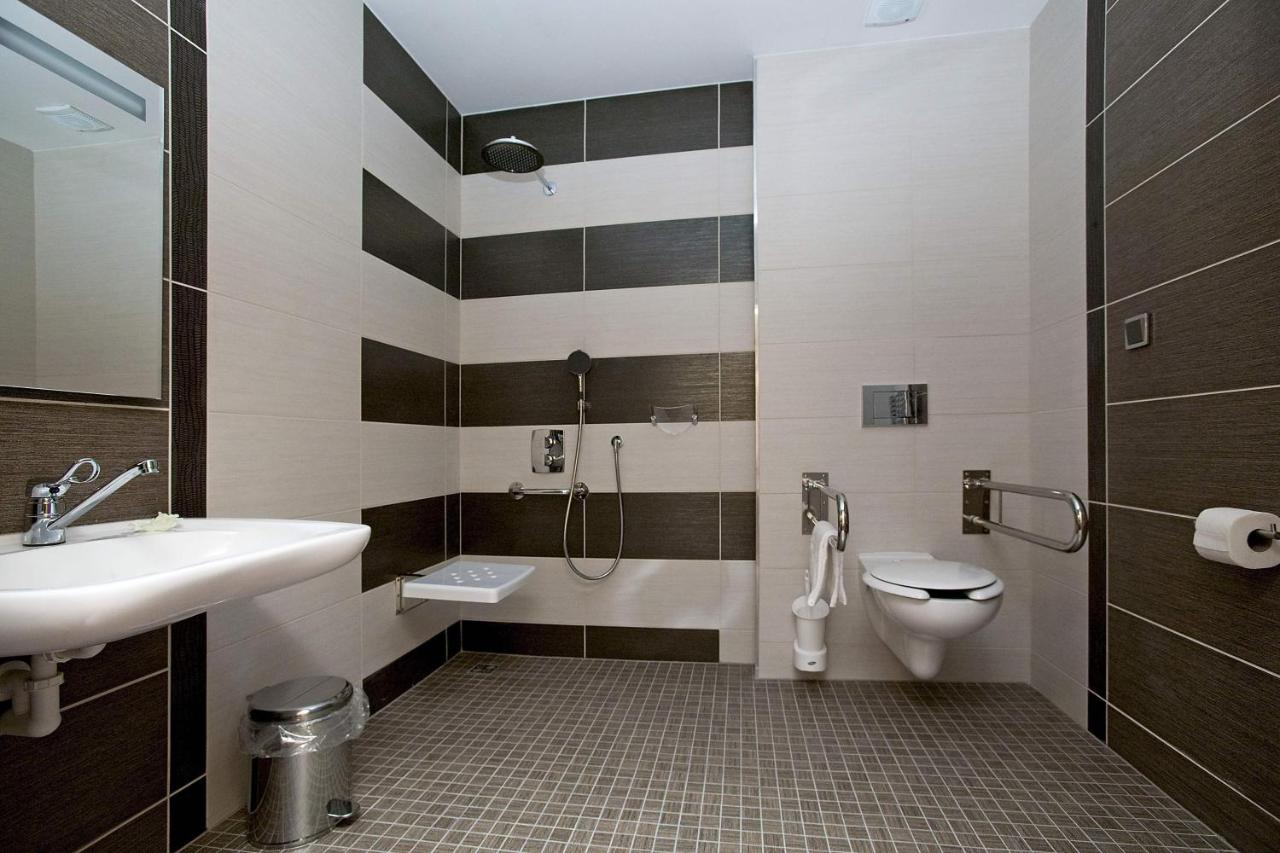 Camera Matrimoniale con Accesso Disabili