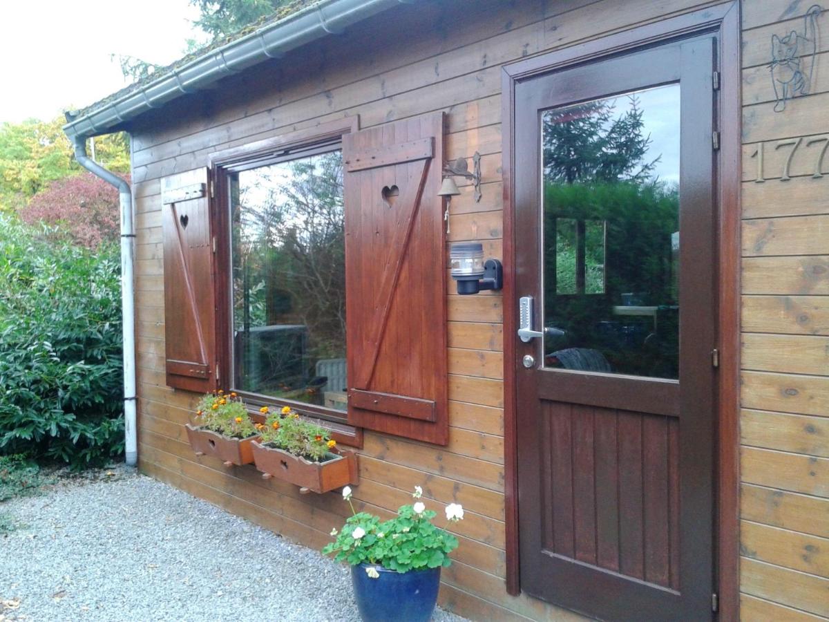 B&B Tellin - 2 bedrooms chalet with enclosed garden and wifi at Tellin - Bed and Breakfast Tellin