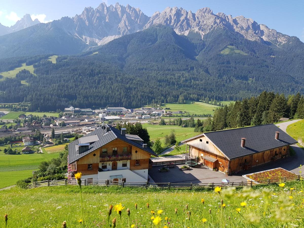 B&B San Candido - Ferienwohnungen Kuentnerhof - Bed and Breakfast San Candido