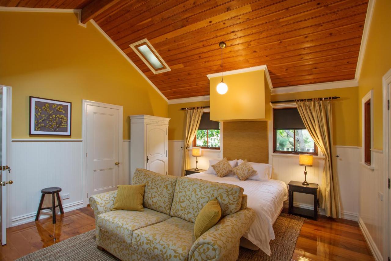One-Bedroom Apartment - Acorn