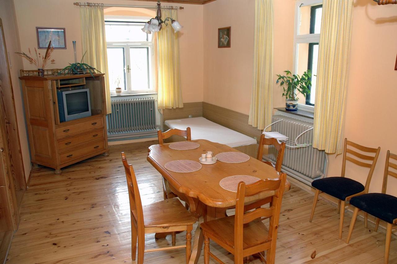 Superior Apartment (6 Adults)