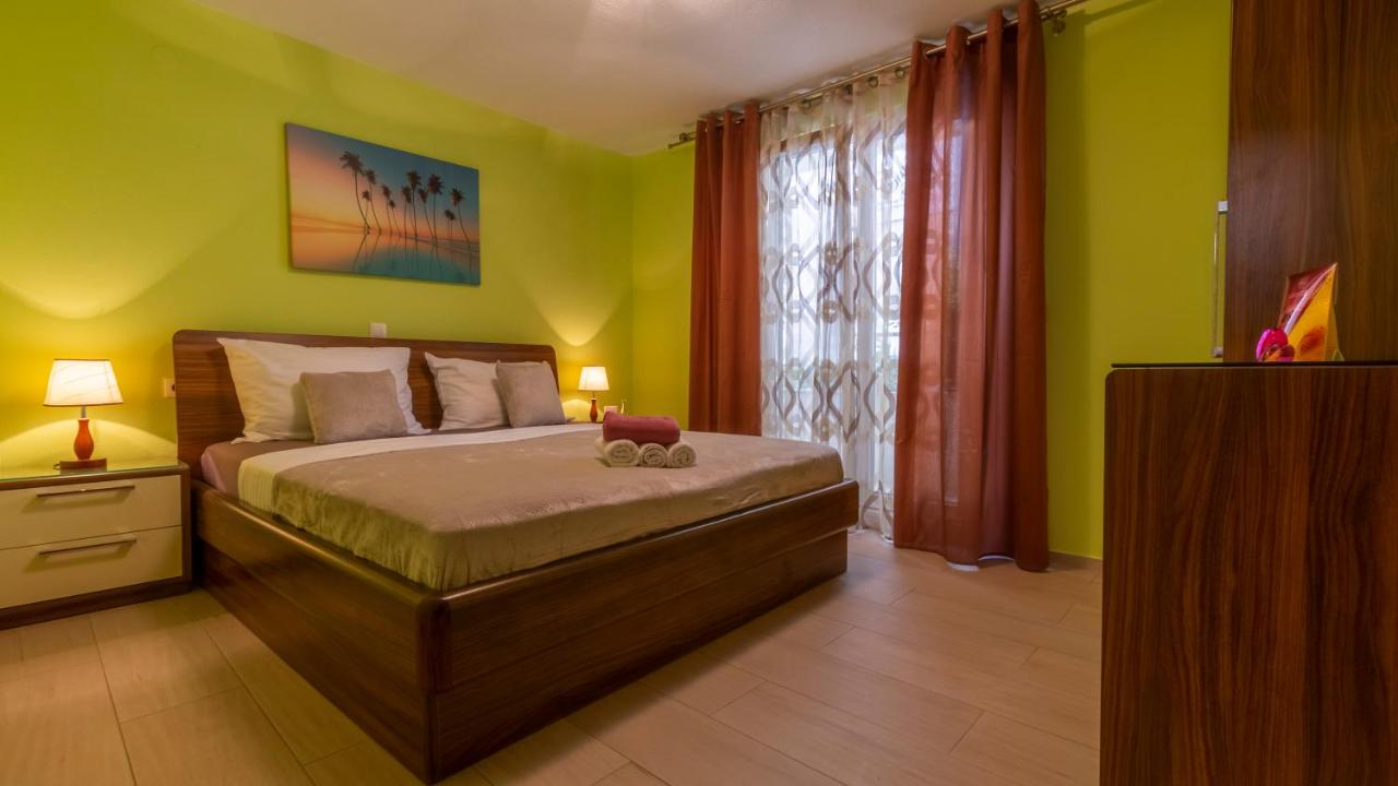 Apartamento con balcón