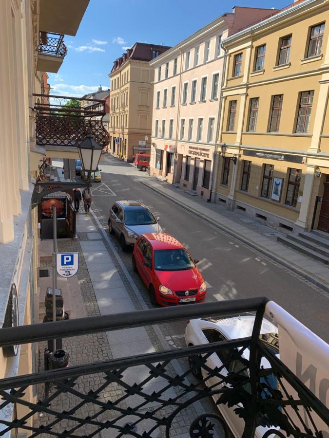 Prosta 17 Suite by Rentoom - Bed and Breakfast Toruń