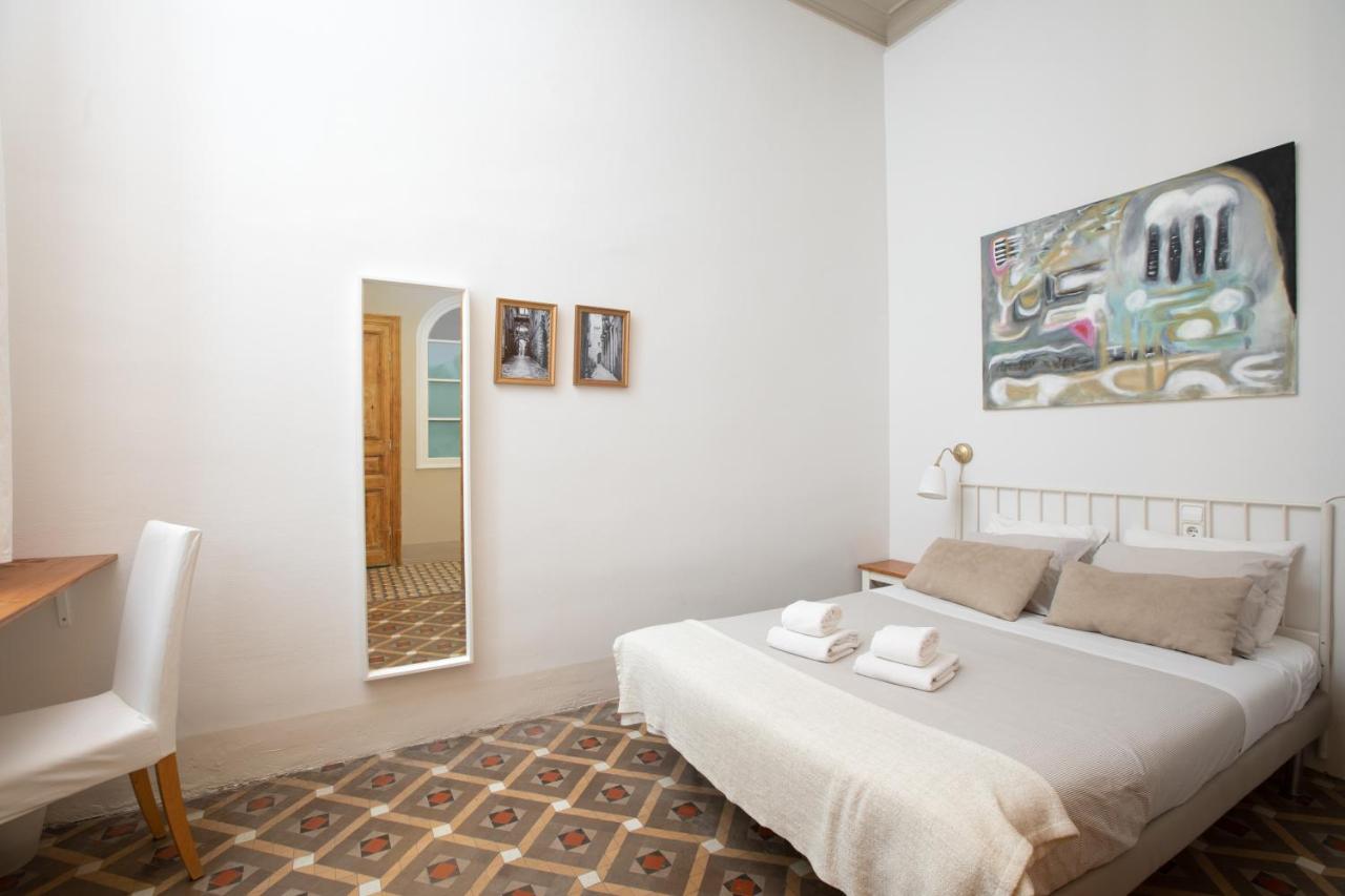 Standard Double Room with Shared Bathroom