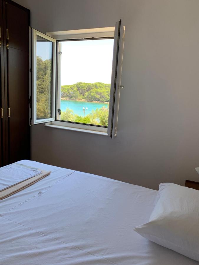 Apartment mit Poolblick