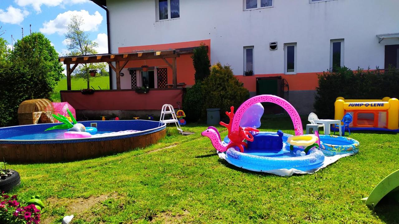 Penzion Tomy1 - B&B Horní Planá