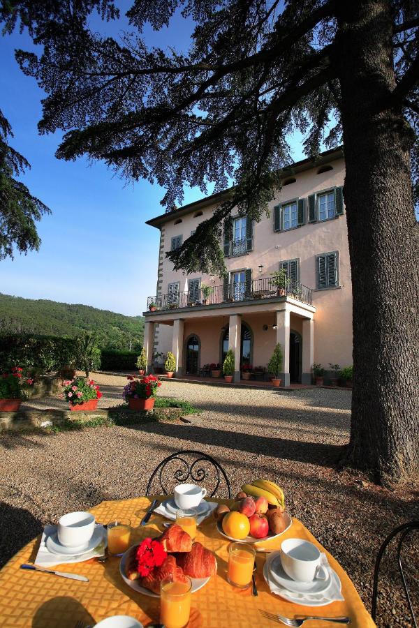 B&B San Giustino Valdarno - Villa La Grotta - Bed and Breakfast San Giustino Valdarno