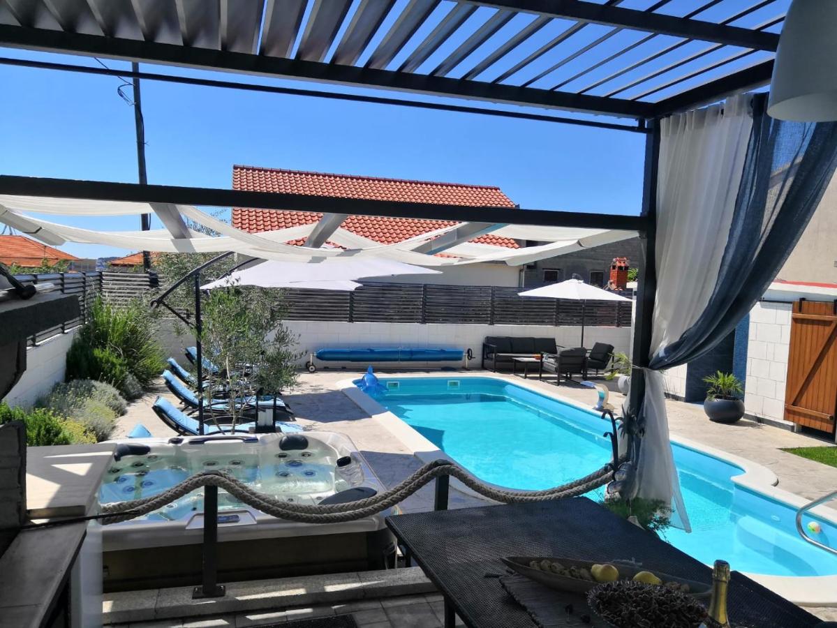 Deluxe Apartman Porto - B&B