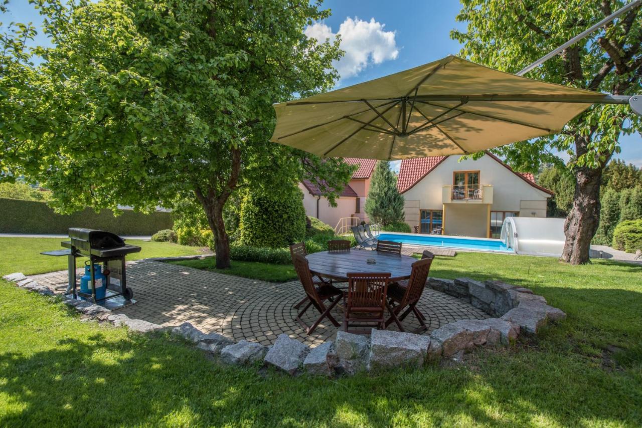 Hotel Garni Pod Skalkou - B&B