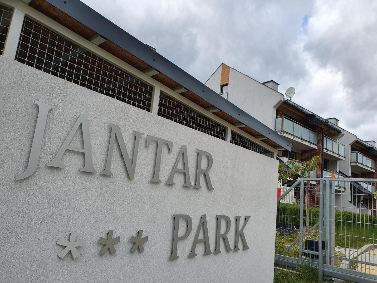 Jantar 4 Park Bursztynowa - B&B