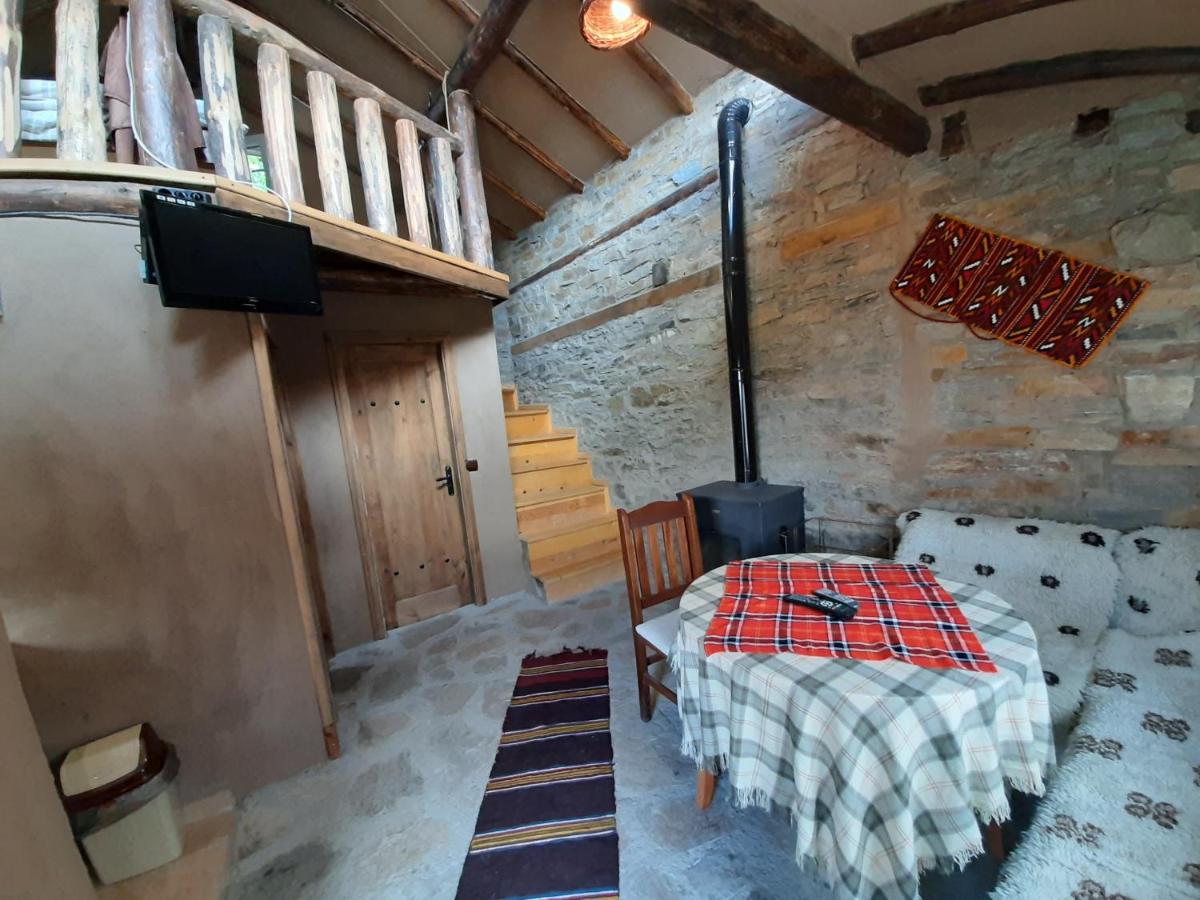 Apartment - Split Level