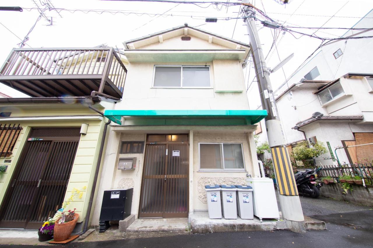 NexStay HOUSE Osaka West - B&B