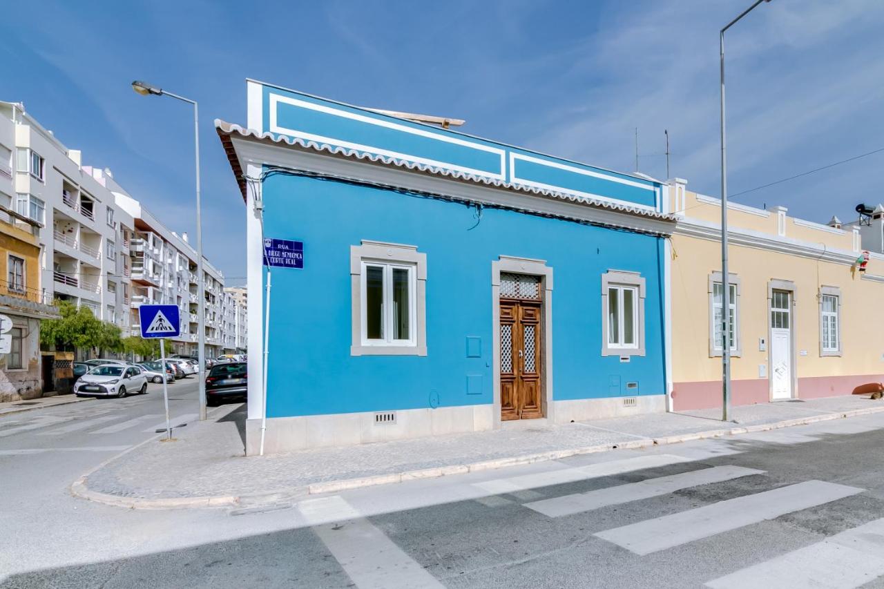 Casa Azul Traditional House - Faro - B&B