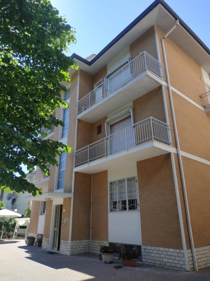 Appartamenti Le 4 Sorelle - Bed and Breakfast Rimini