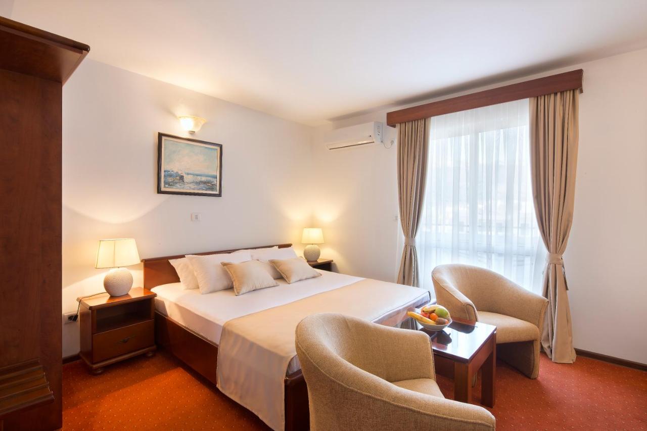 Double Room with Terrace