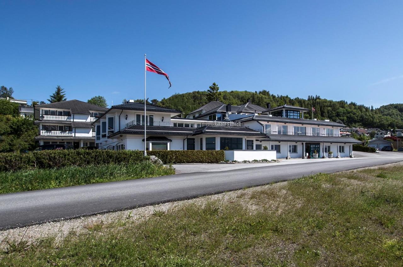 B&B Sykkylven - Aursnes Hotell - Bed and Breakfast Sykkylven