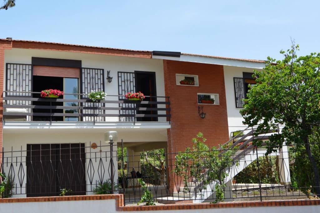 EtnaFamilyHouse - B&B