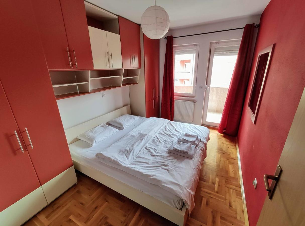 Fushe Kosove Apartments - B&B