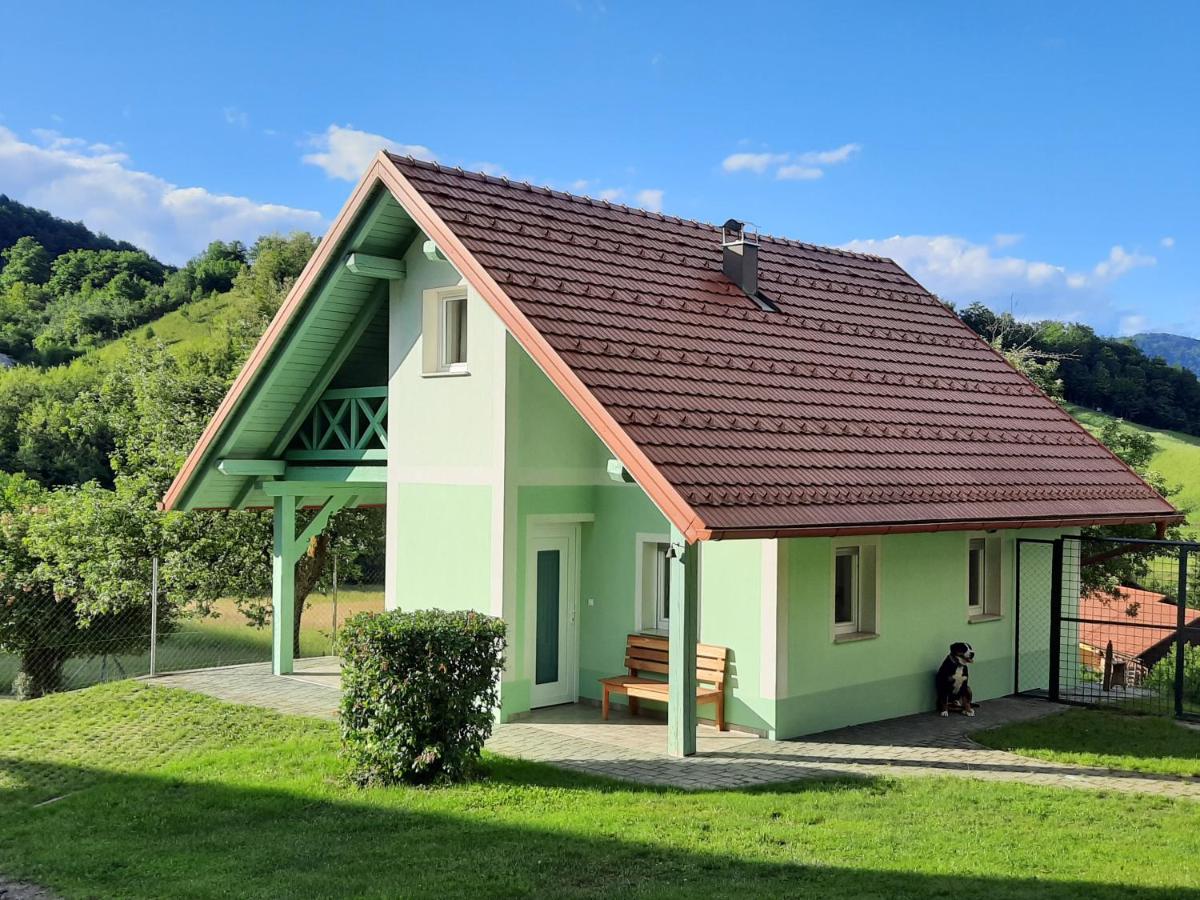 B&B Sevnica - Holiday Home Neokrnjena Narava - Bed and Breakfast Sevnica