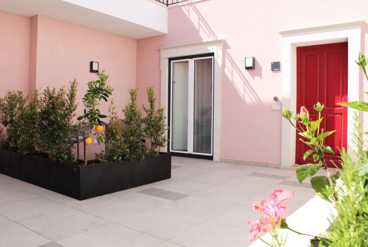 Studio with Garden View
