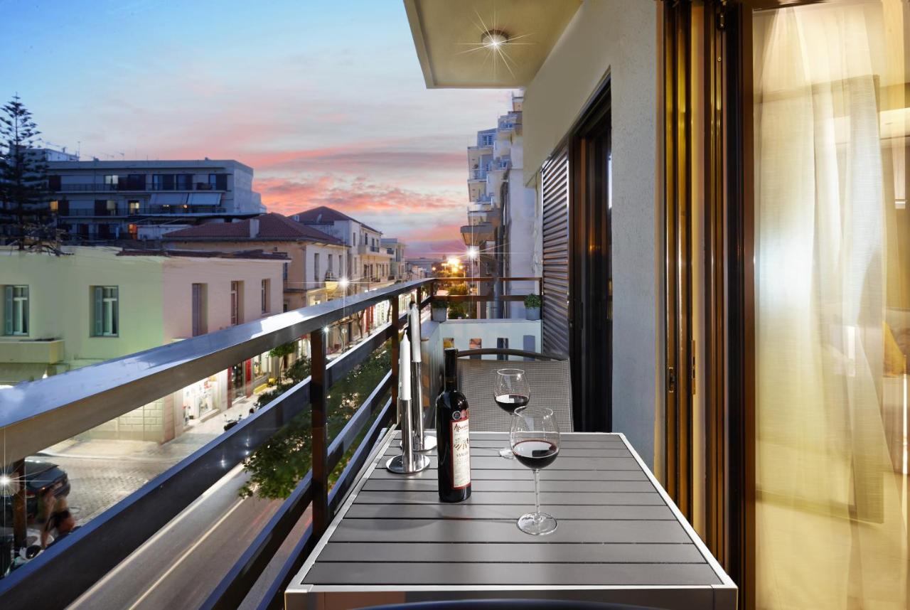 Armi Luxury Apartment in the Heart of the City - Chambres d'hôtes La Canée